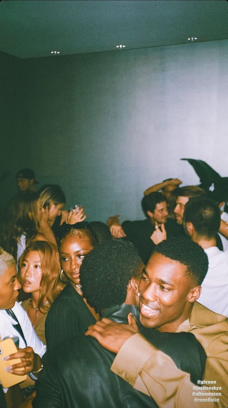 HENRYS | September Mixer